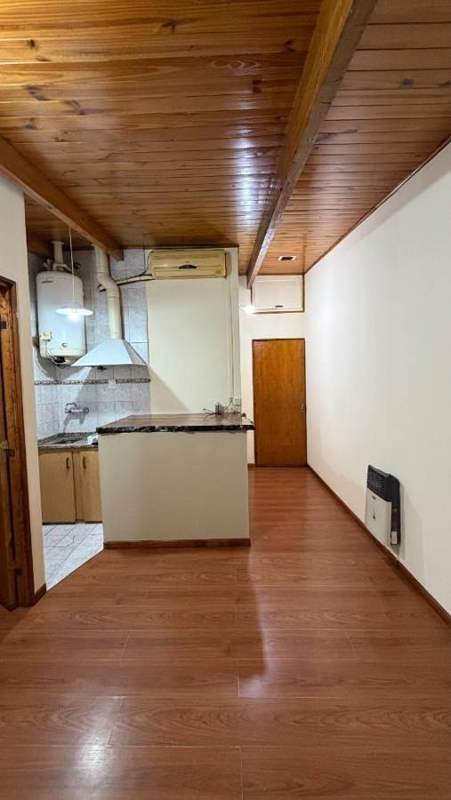 Departamento · 1 habitación en Avellaneda y Sarmiento